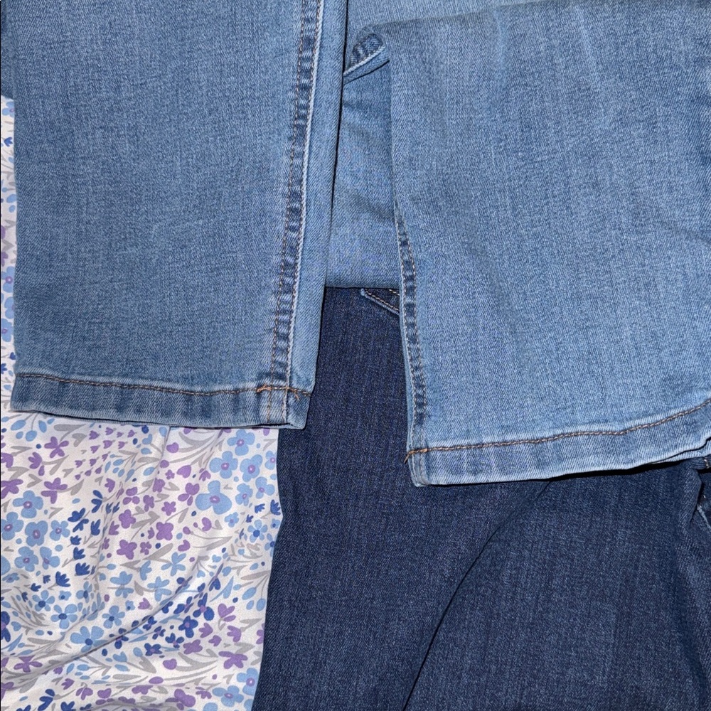 🏖️10 items for $20☀️
365 Kids set of 2 drawstring blue jeans| size 8 - Picture 9 of 11